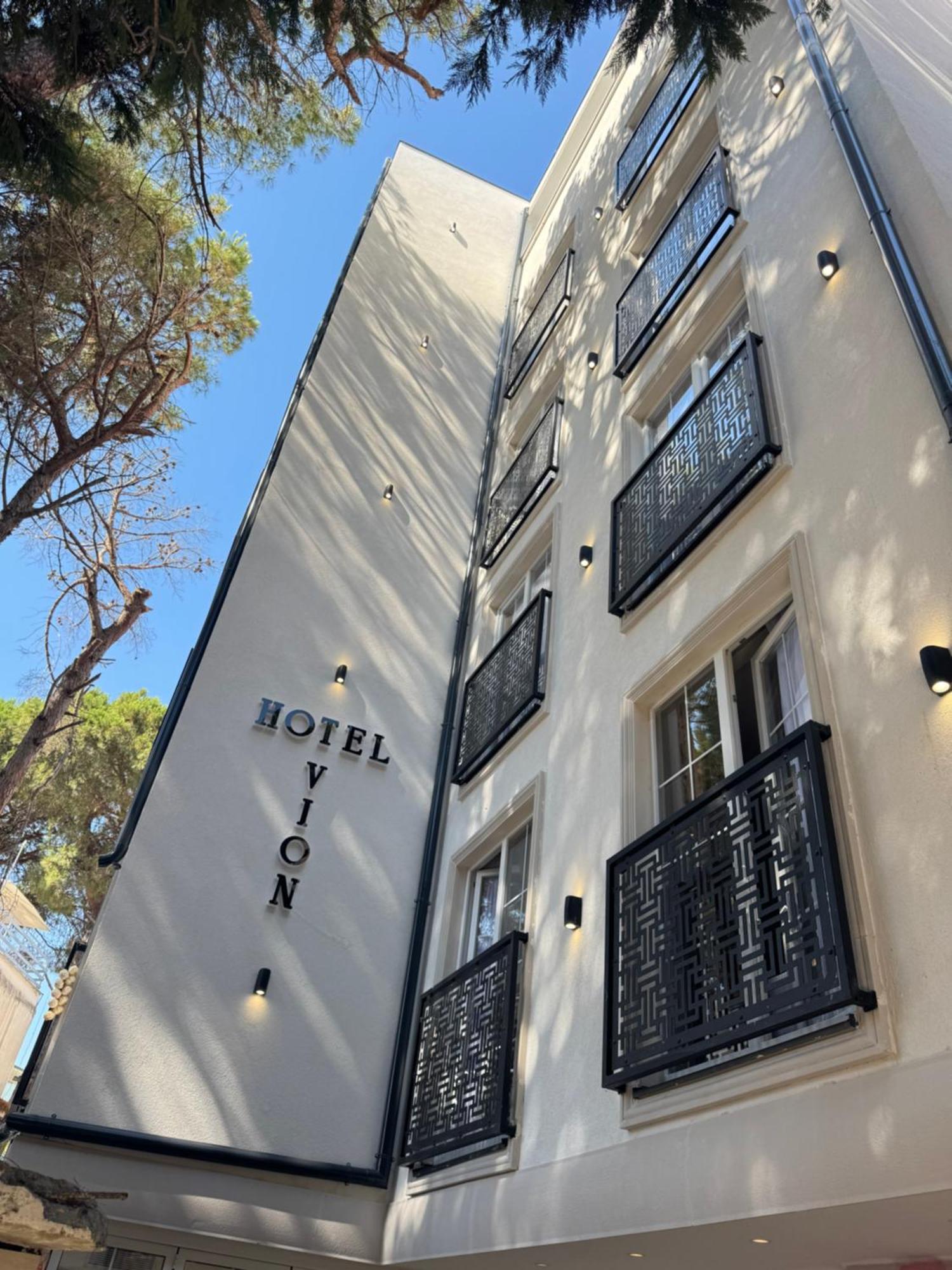 Vion Hotel