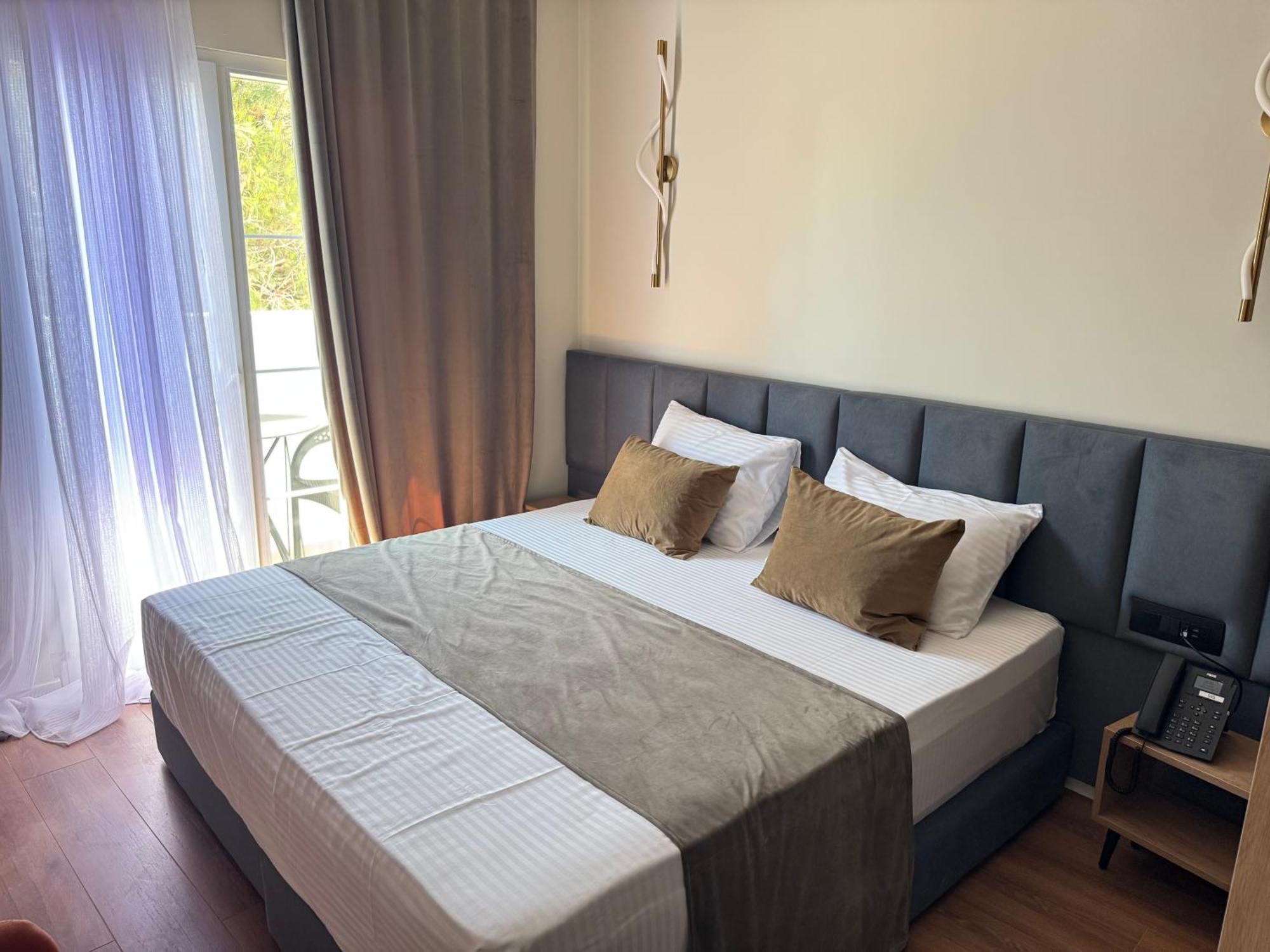 Hotel Vion 3*